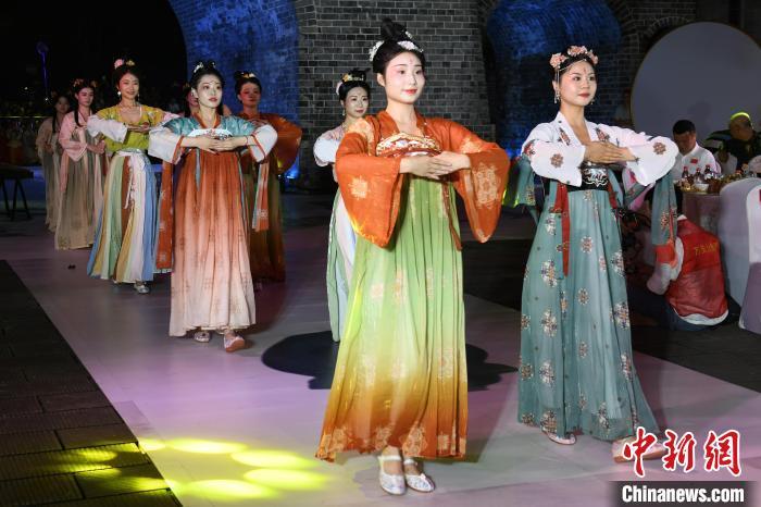 威尼斯在线娱乐网